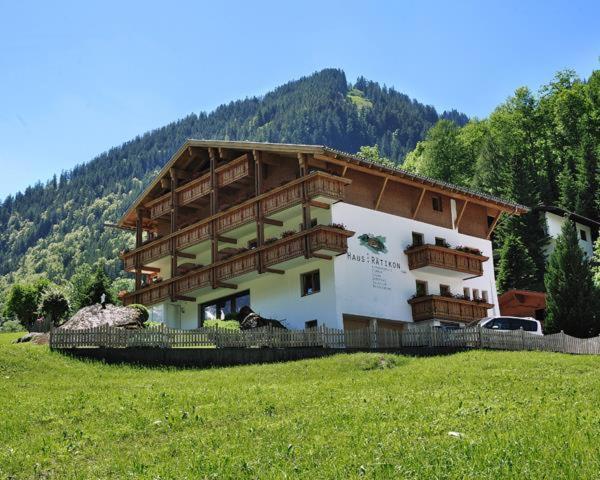 Апартаменты Haus Raetikon Бранд Экстерьер фото